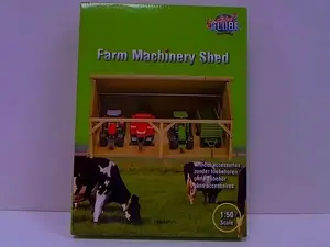 Koka rotaļu šķūnis Hipo modelis 610047 četriem traktoriem, 25×33×17 cm