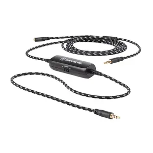 Audio cable Elgato Systems Chat Link Pro 2.5 m — 1 x 3.5 mm female to 2 x 3.5 mm male, gold-plated contacts, black