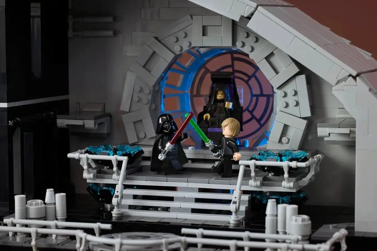 LEGO Star Wars Death Star 75419 display set Photo 17