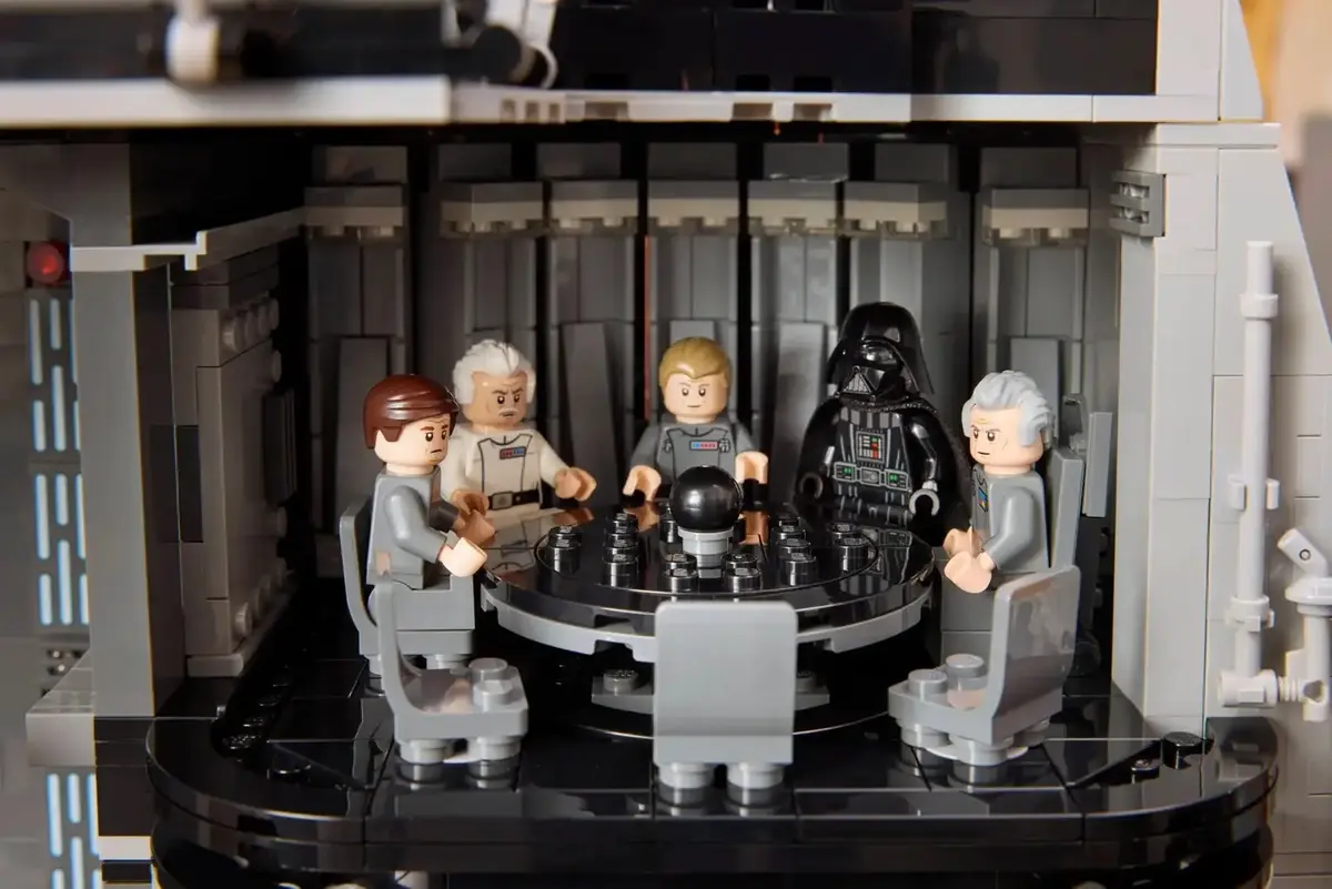 LEGO Star Wars Death Star 75419 display set Photo 18