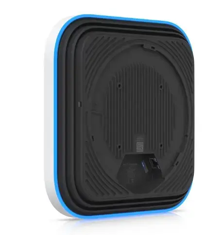 Ubiquiti E7 wireless access point Photo 4