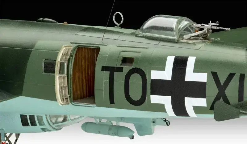 REVELL plastmasas modelis lidmašīna Fendt 728 Vario REV-03777 Photo 6