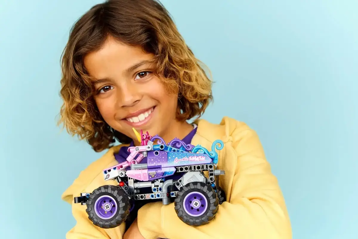 LEGO Technic Monster Jam Sparkle Smash 42220 Photo 8