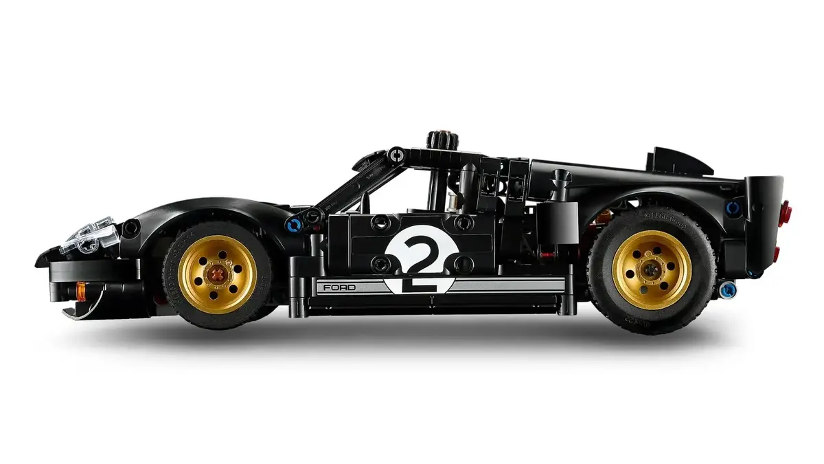 LEGO Technic 1966 Ford GT40 MK II 42223 model kit Photo 4