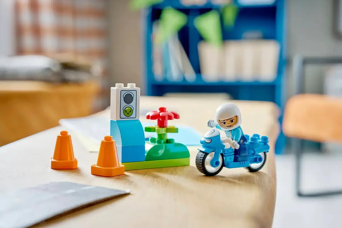 LEGO DUPLO 10471 toy police motorcycle Photo 9