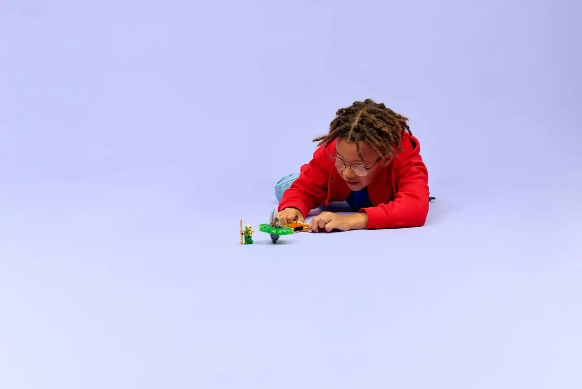 LEGO NINJAGO 71850 Lloyd vs Element Monster Spinner Photo 5