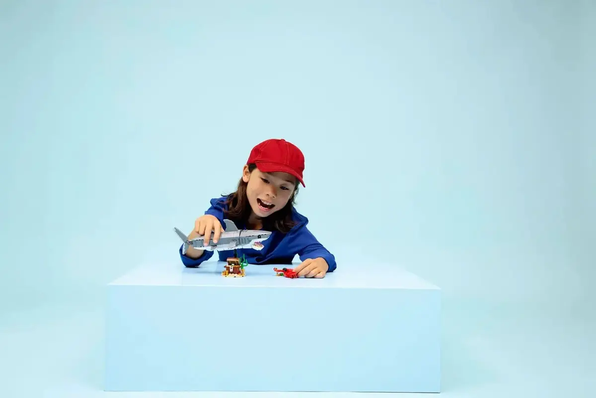 LEGO Creator 3‑vienā 31381 — Haizivs un dārgumu lāde Photo 7