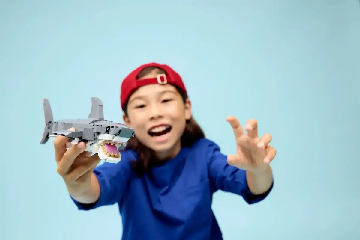 LEGO Creator 3‑vienā 31381 — Haizivs un dārgumu lāde Photo 8