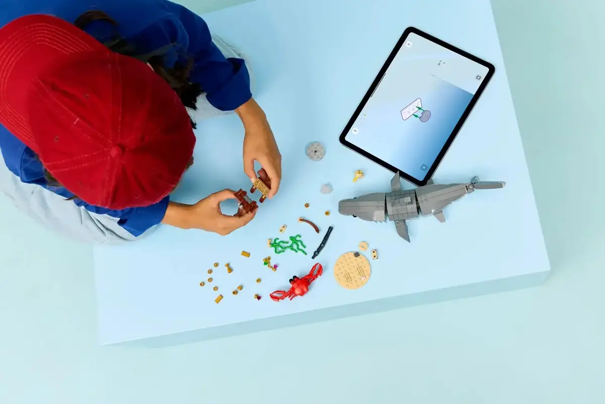 LEGO Creator 3‑vienā 31381 — Haizivs un dārgumu lāde Photo 11