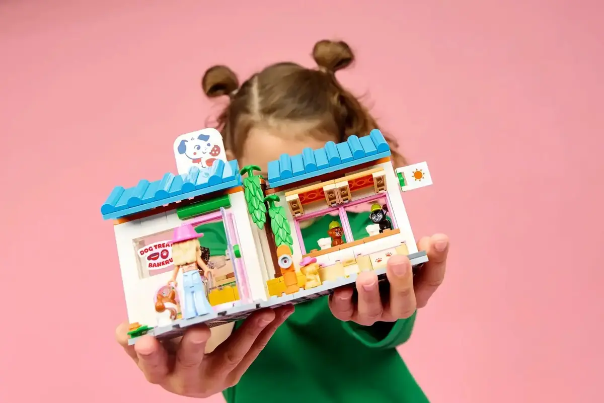 LEGO Friends 42677 Suņu gardumu maiznīca Photo 12
