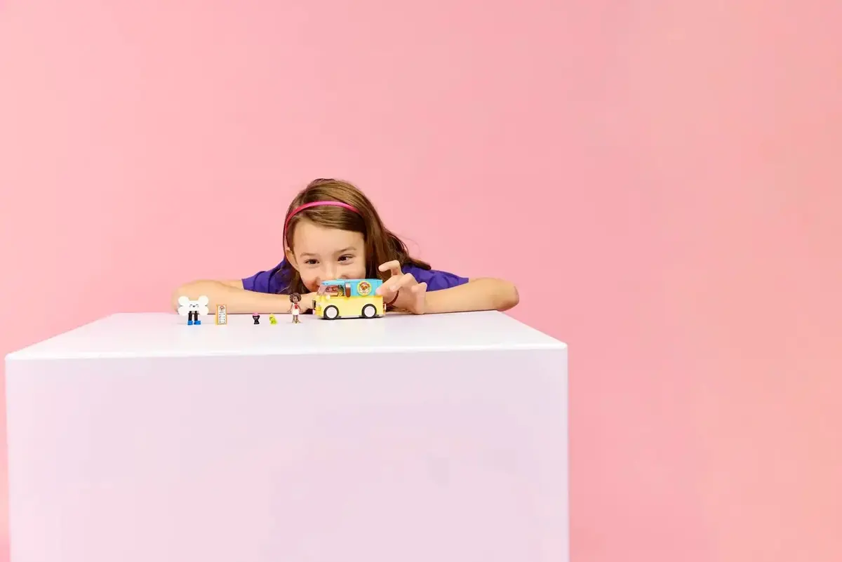 LEGO Friends фургон по уходу за питомцами 42678 Photo 8