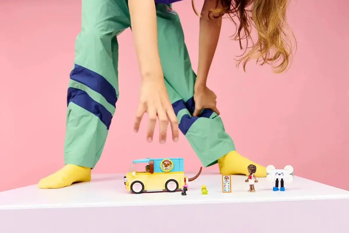 LEGO Friends фургон по уходу за питомцами 42678 Photo 10