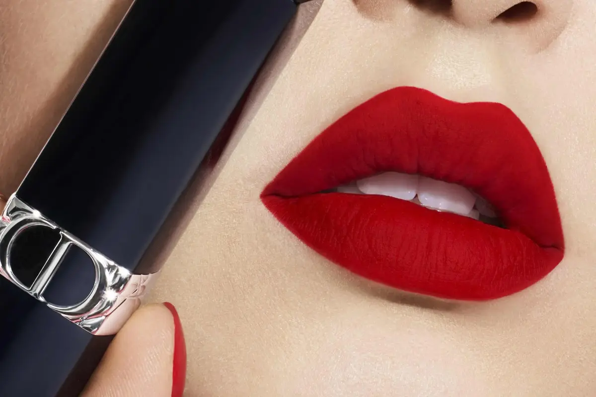 Lūpu krāsa DIOR Rouge Velvet 999 Photo 3