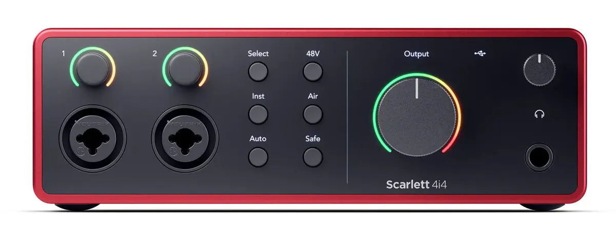 Аудиоинтерфейс Focusrite Scarlett 4i4 Photo 3
