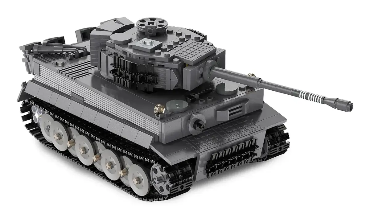 Jamara CaDA Tiger модель танка 1:35 Photo 5