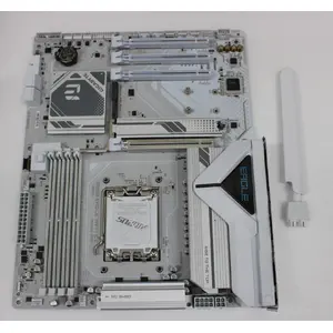 Motherboard GIGABYTE B850 EAGLE WF7 ICESO — refurbished, back I/O panel and antenna included