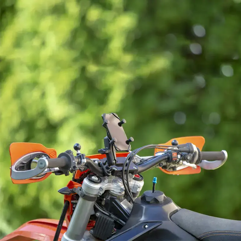 RAM Mounts X-Grip phone mount with handlebar U-bolt Photo 5