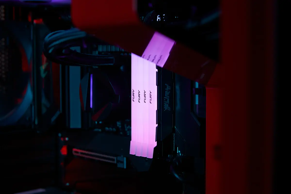 RAM Kingston FURY Renegade RGB DDR4 16GB (2x8GB) Photo 9