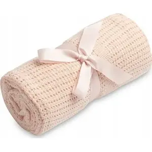 Openwork baby blanket Sensillo MOLI light pink — airy knitted design, breathable cotton blend, suitable for stroller and nursery