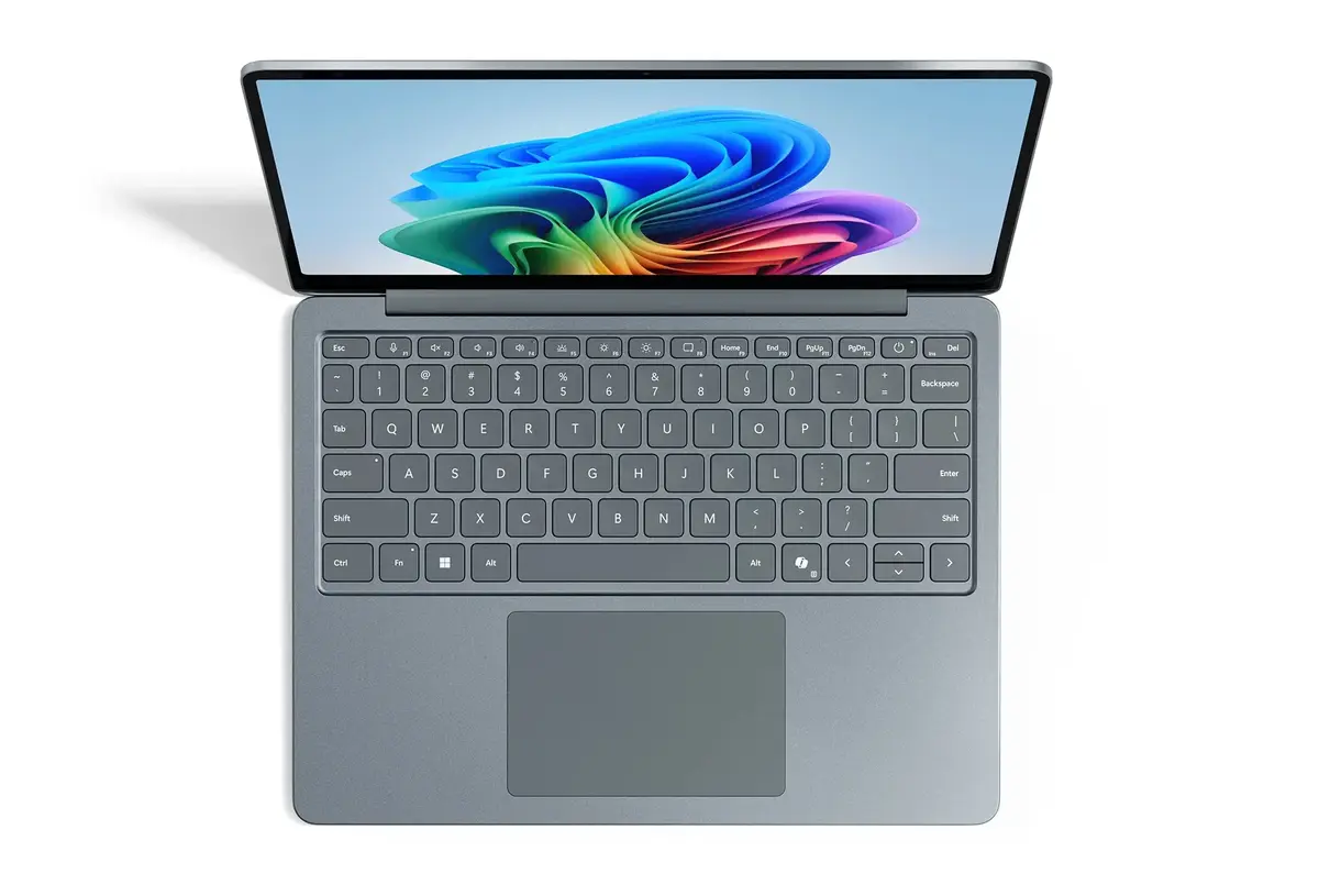 Microsoft Surface Laptop 13" EP2-30705 Photo 3