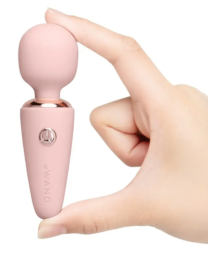 le wand Mini Microwand Rose Go handheld massager Photo 5