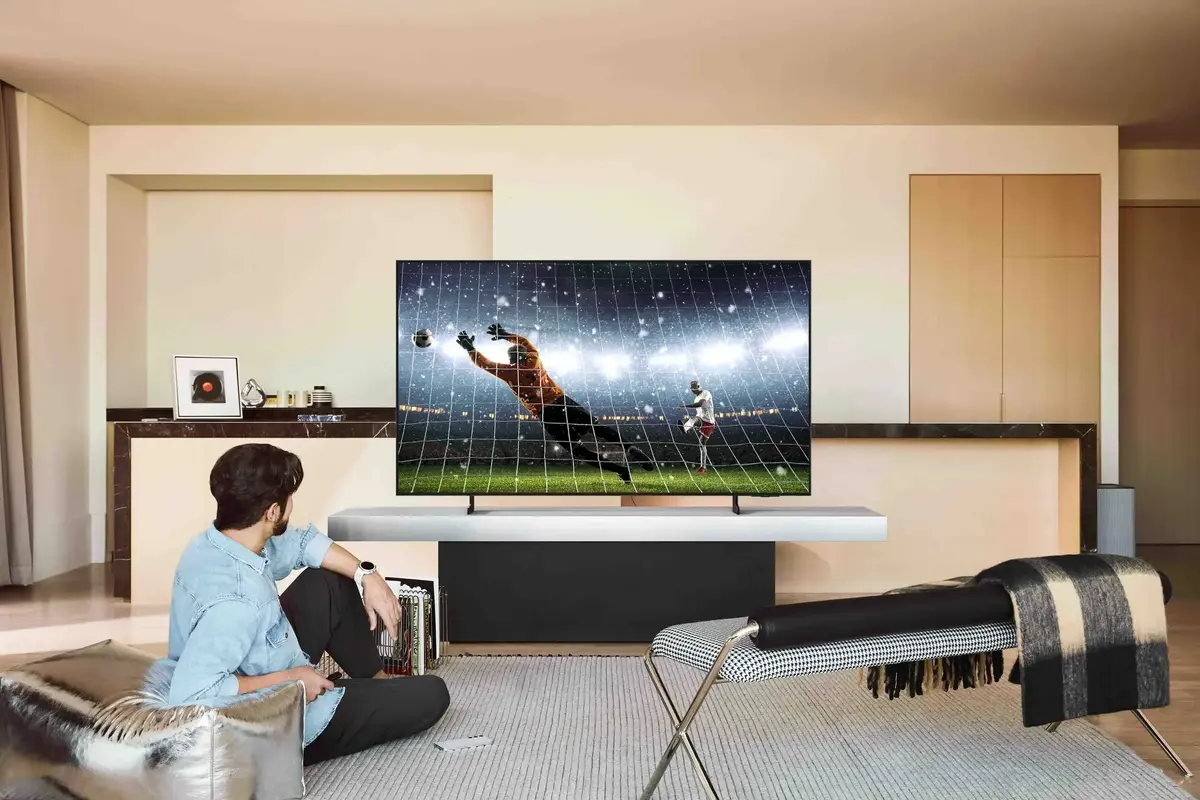 Samsung TQ77S85FAE 77" OLED 4K Smart TV Photo 3