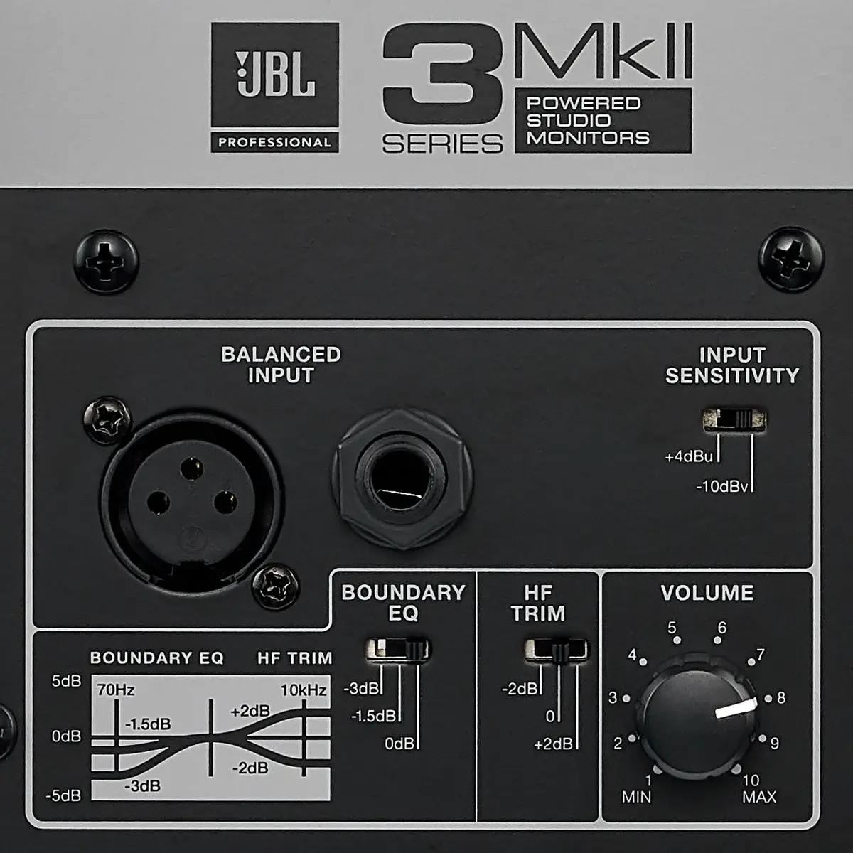 Студийный монитор JBL 305P MkII Photo 3