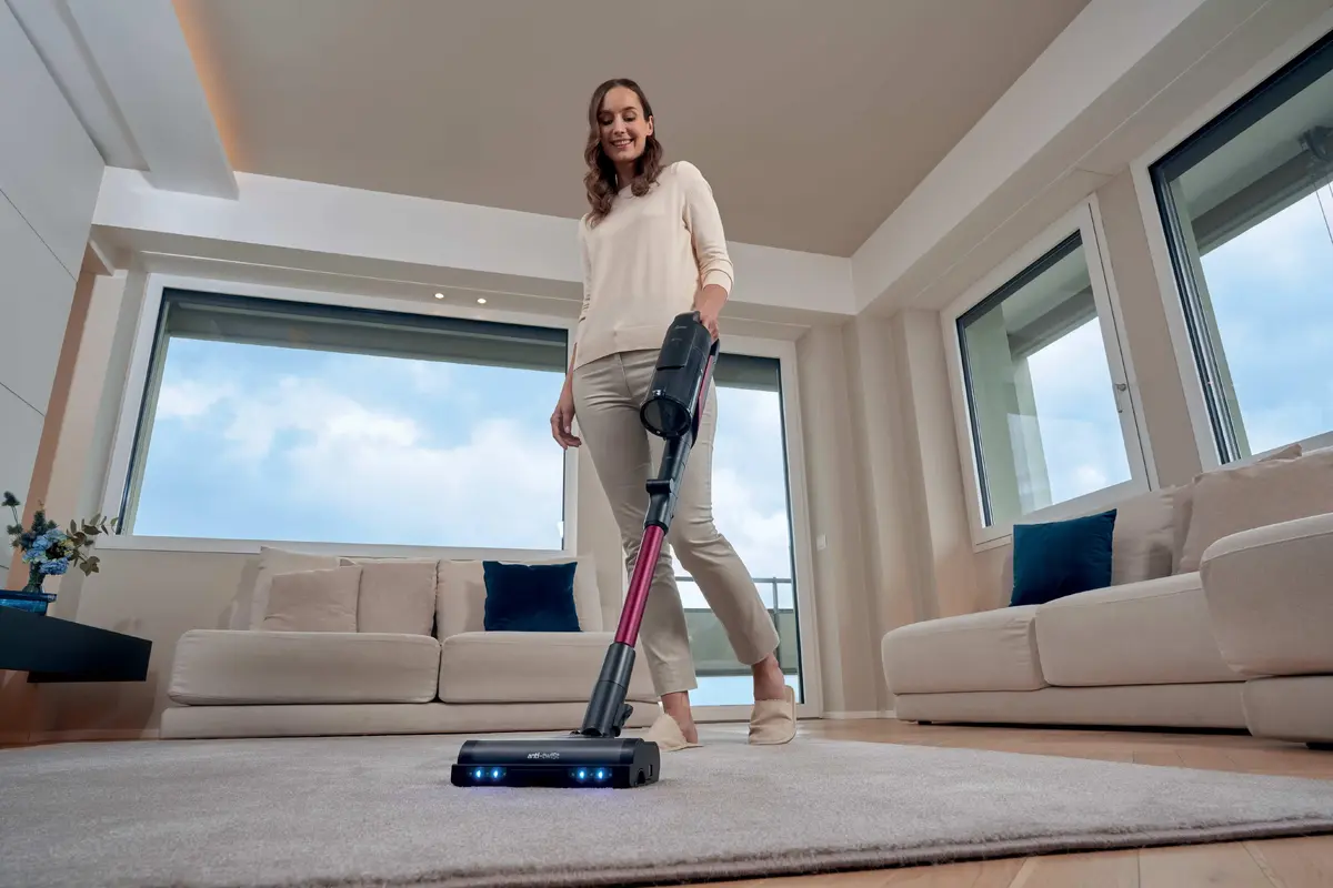 Hoover HF610HX 011 Stick Vacuum Cleaner Photo 6