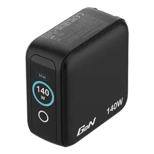 VERBATIM Mini GaN Charger 140W with Display — 3× USB-C, 100–240V input, up to 28V output, black