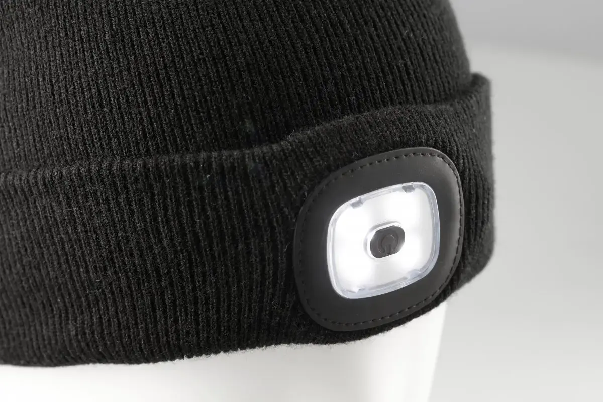 Winter hat HOGERT HT5K486 with LED light Photo 4