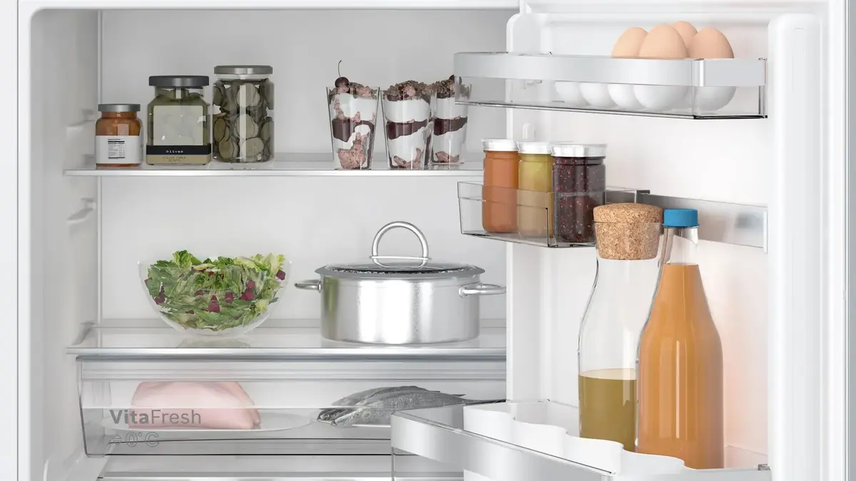 Built-in fridge Bosch Serie 6 KUR21ADE0 Photo 3