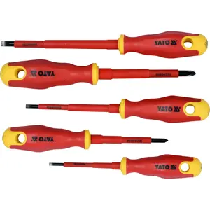 Manual screwdriver set YATO YT-2827 — 5 standard screwdrivers, red/yellow handles, 0.413 kg