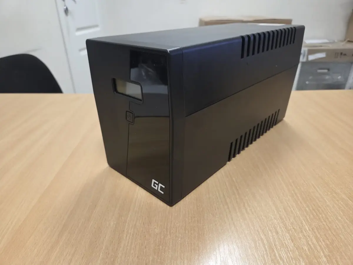 Green Cell UPS09 uninterruptible power supply (UPS) UPS09 Photo 1