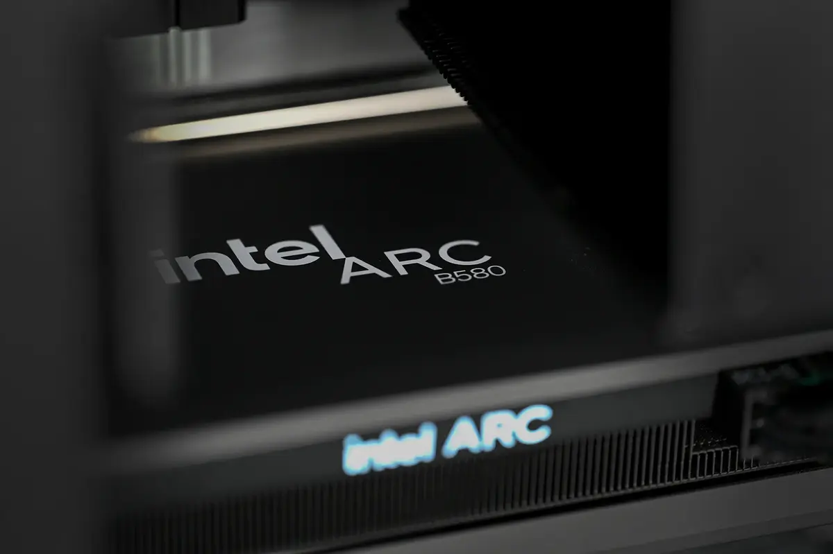 Actina galddators AMD Ryzen 5 7500F, 32 GB, 1 TB SSD Photo 11