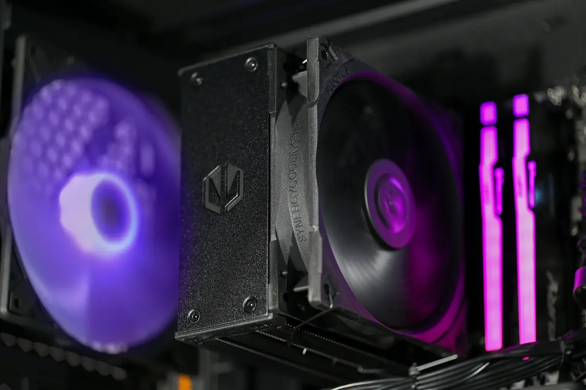 Actina dators AMD Ryzen 5 7500F Midi Tower Photo 19