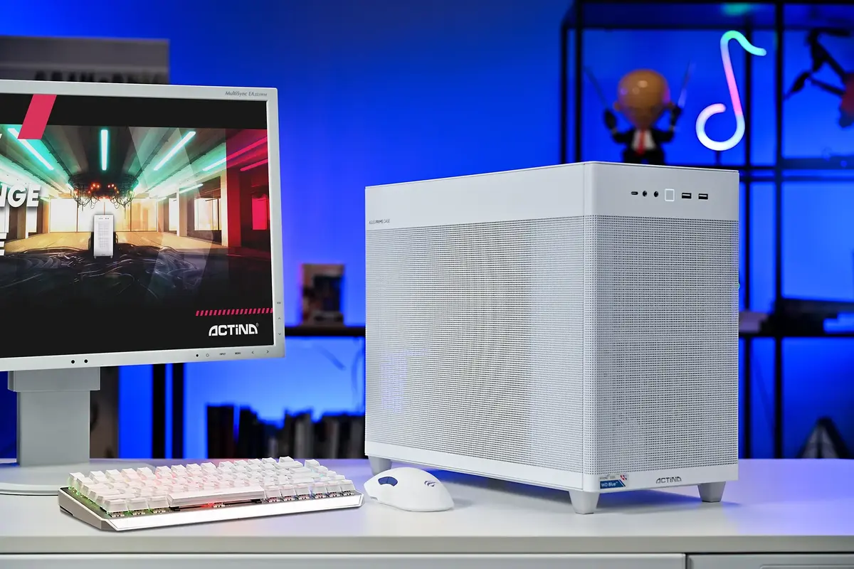 Actina datoru PC AMD Ryzen 7 9700X RTX 5070 Photo 10