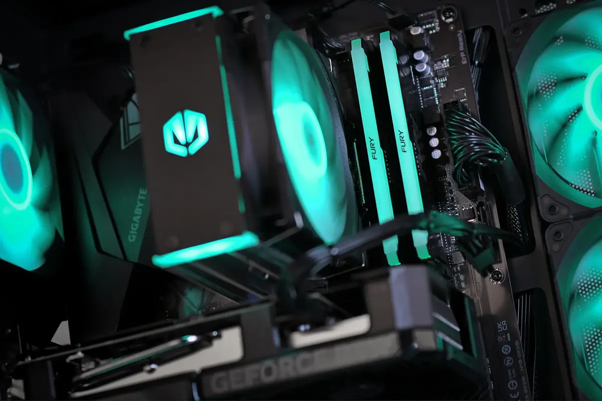 Actina galddators AMD Ryzen 7 7700, 32 GB, 1 TB SSD Photo 13