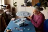 LEGO Icons 10356 Star Trek U.S.S. Enterprise modelis Photo 16
