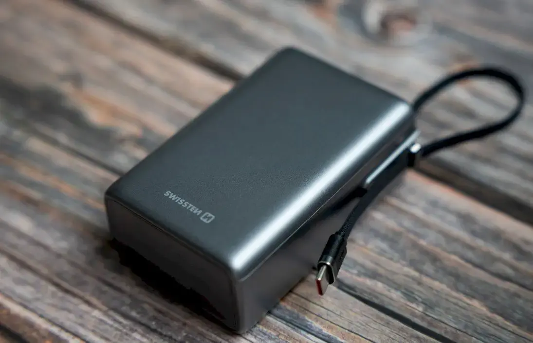 SWISSTEN Power Bank 25000 mAh 100W Photo 6