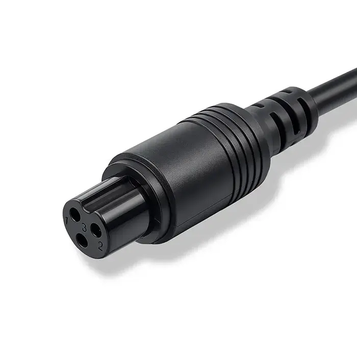 E-bike charger QOLTEC 36V–42V 2A Photo 3