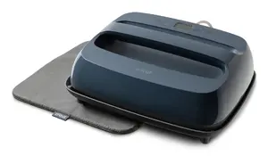 Cricut EasyPress SE Blue and White Heat Press with 300 x 250 mm Working Area and 205 °C Maximum Temperature