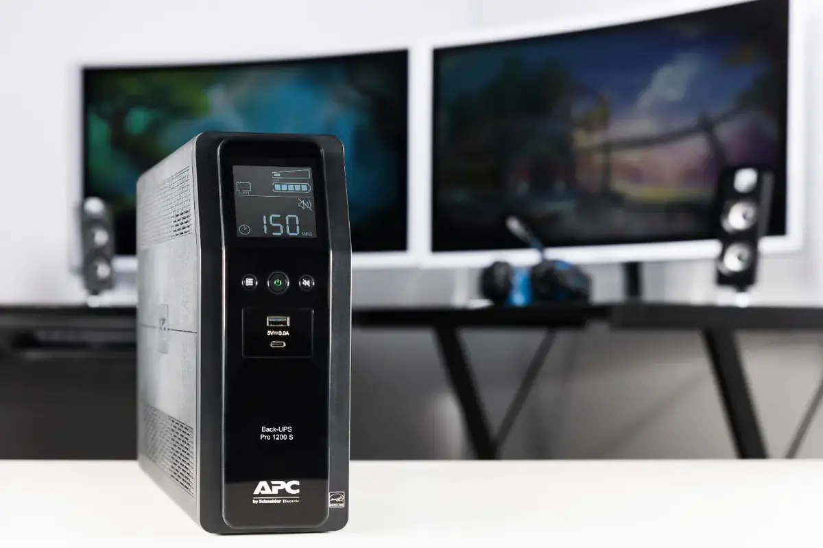 ИБП Schneider Electric Back-UPS Pro BR1200SI Photo 4