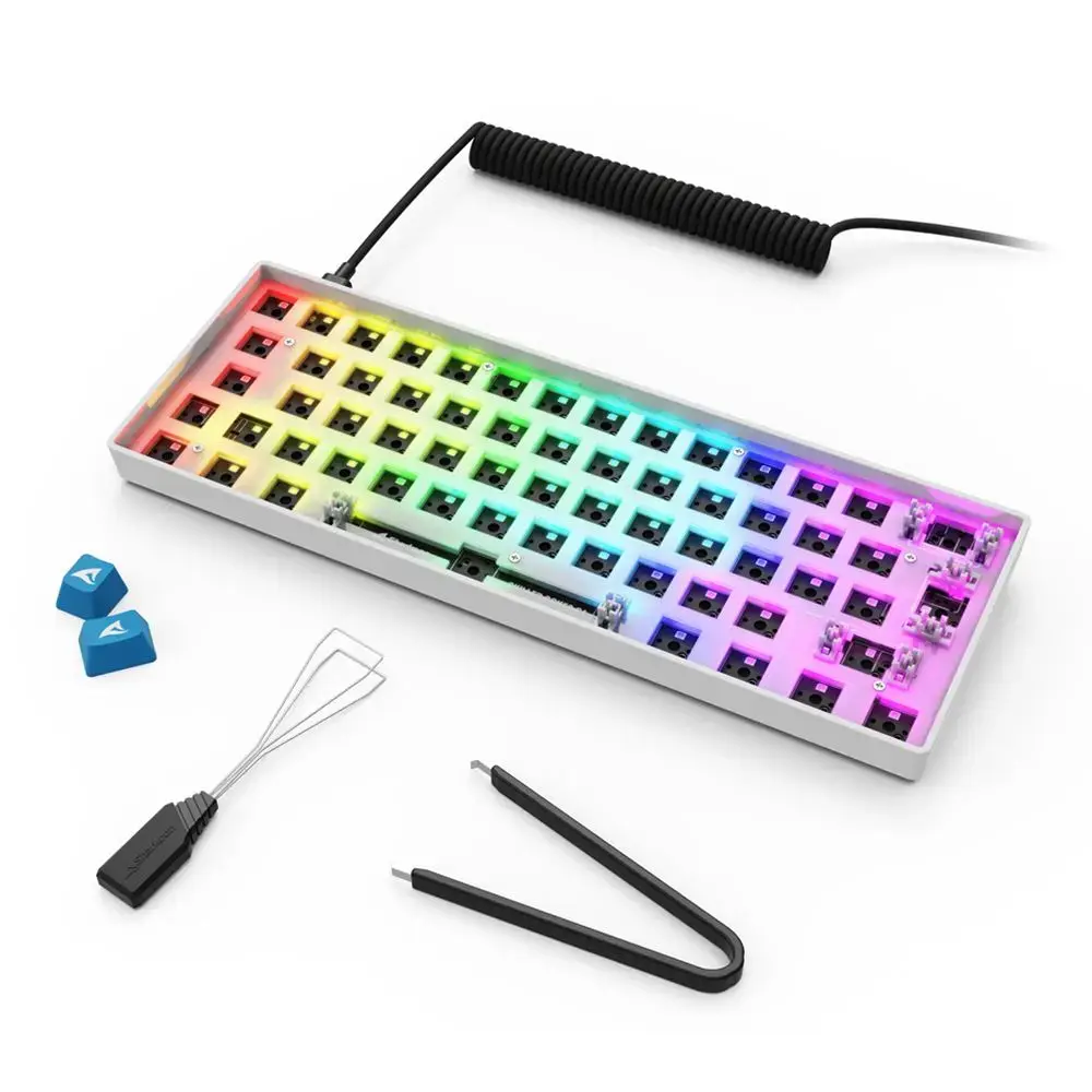 Sharkoon SKILLER SGK50 S4 60% wired keyboard Photo 6