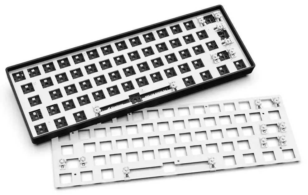 Sharkoon SKILLER SGK50 S4 60% wired keyboard Photo 7