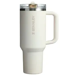 Термокружка STANLEY The Quencher ProTour Flip Straw Tumbler 1,18 л кремовая