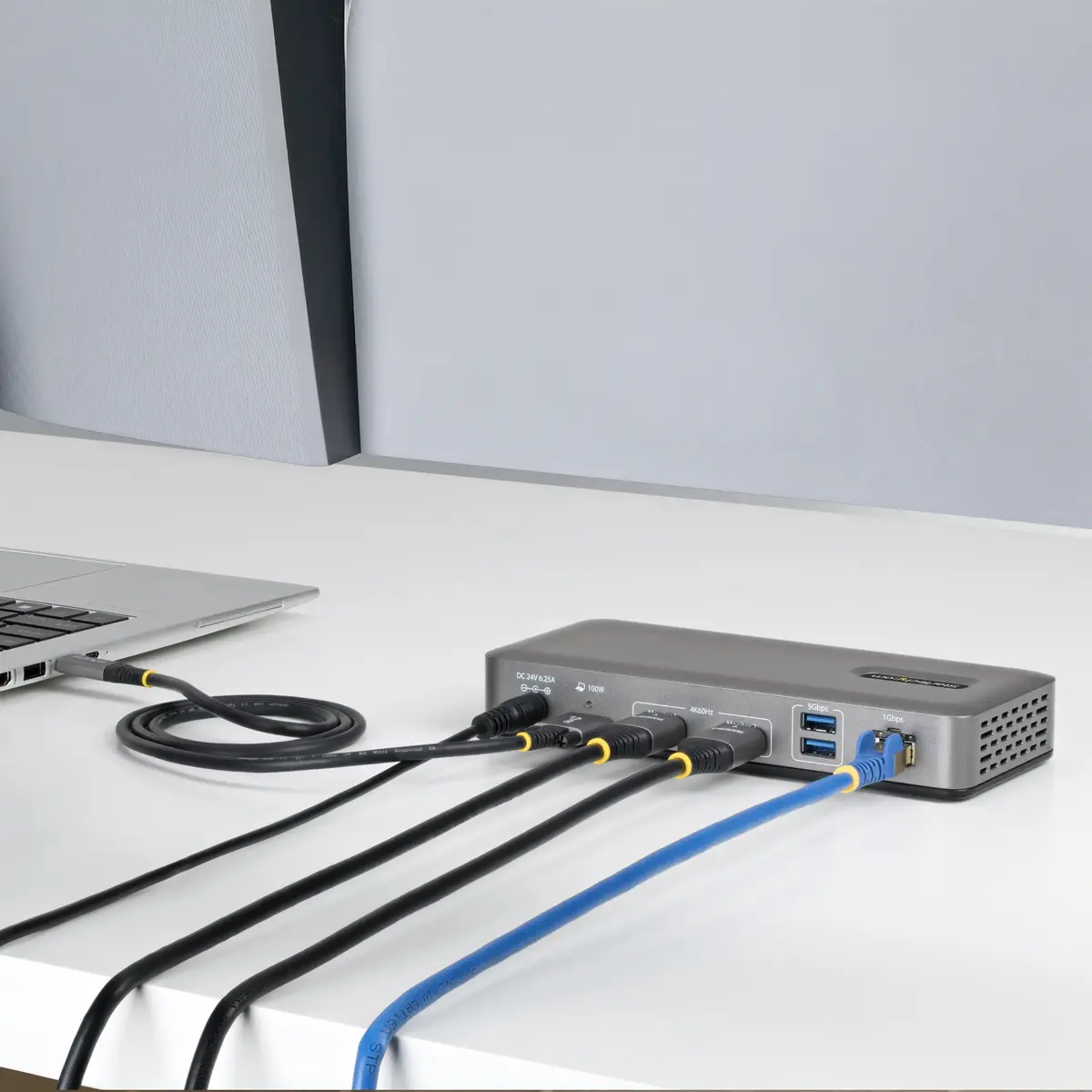 StarTech 196UE-USBC-DOCK Dual-Monitor USB-C Docking Station Photo 4