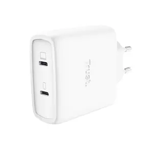 AC indoor charger TRUST Maxo Universal White — 20 V max, 2 x USB-C, 2 m cable, overload/overheat/short-circuit protection