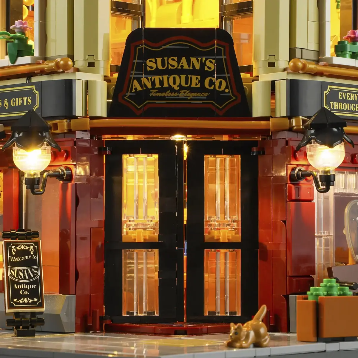 Конструктор Lumibricks Antiques Shop F9033 Photo 5