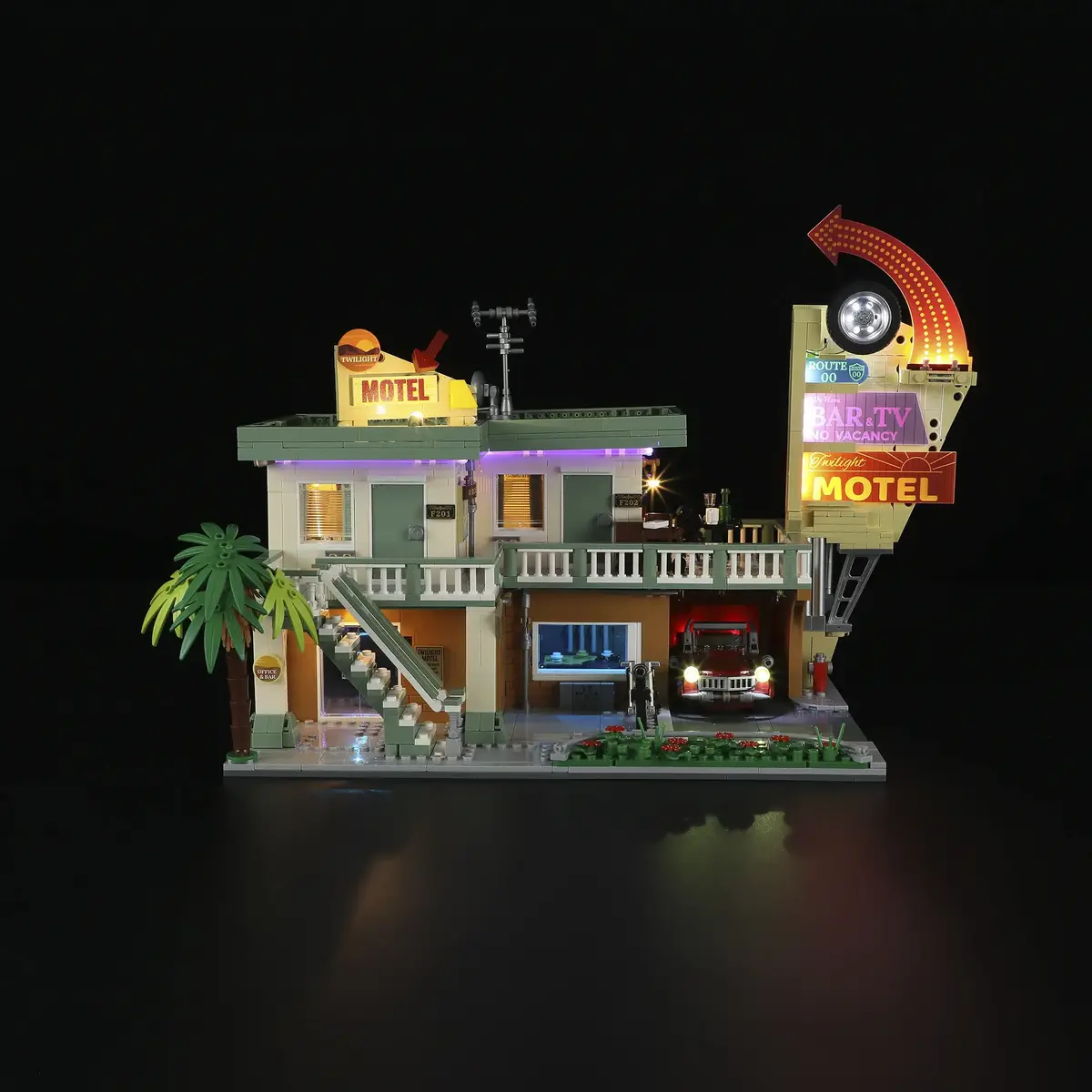 Конструктор Lumibricks Twilight Motel F9054 Photo 3