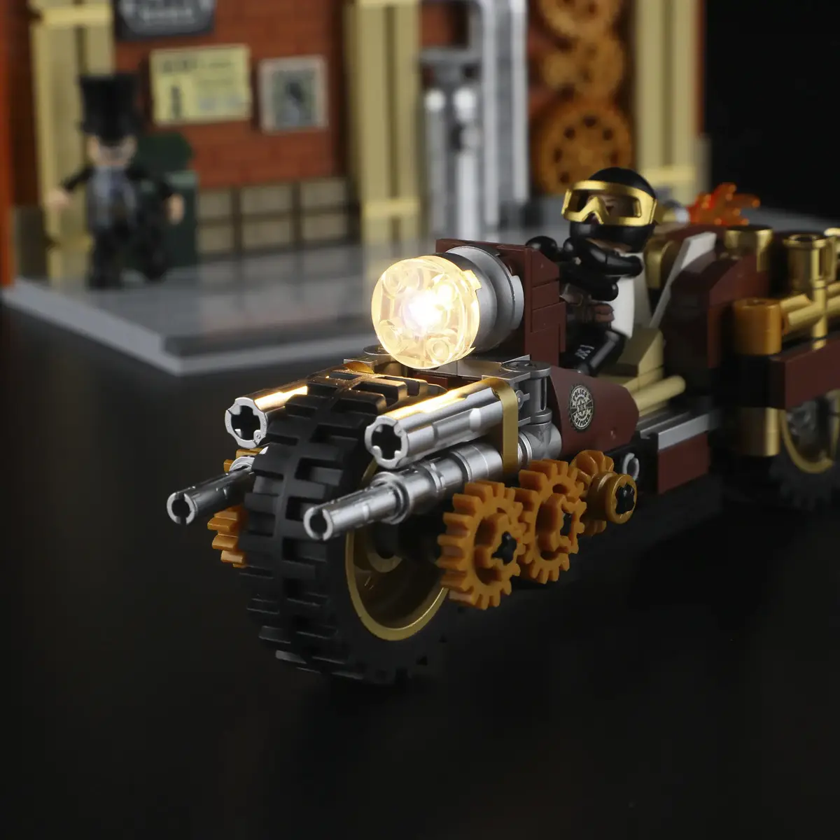 Конструктор LIM Lumibricks Steampunk Motorcycle Chase F9067 Photo 4